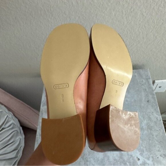 Coach Vintage Gertrude Heeled Loafers Black Leather Size 8B Classic Preppy - Picture 11 of 15